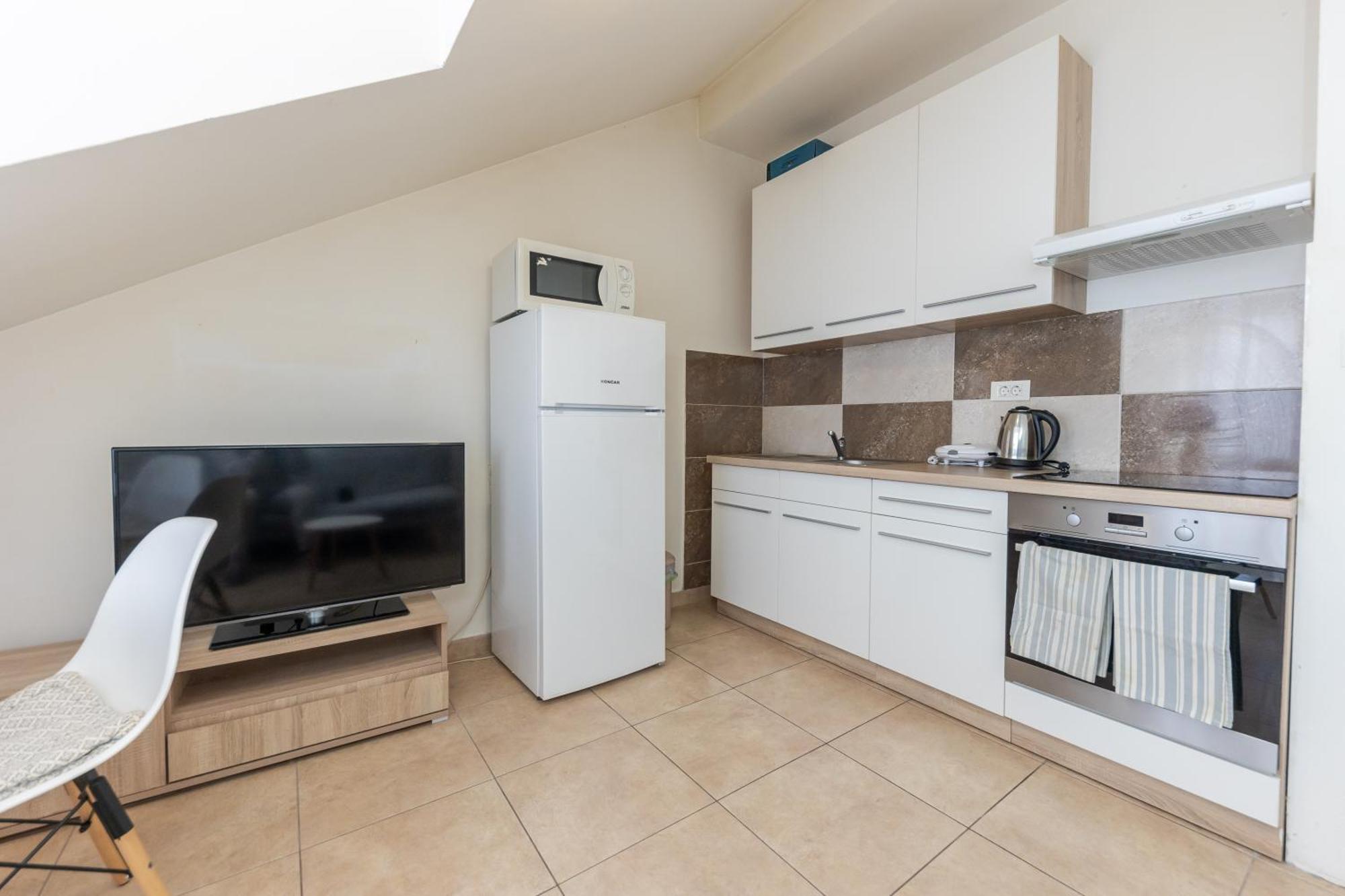 House Niko M With 6 Apartments Split Ngoại thất bức ảnh