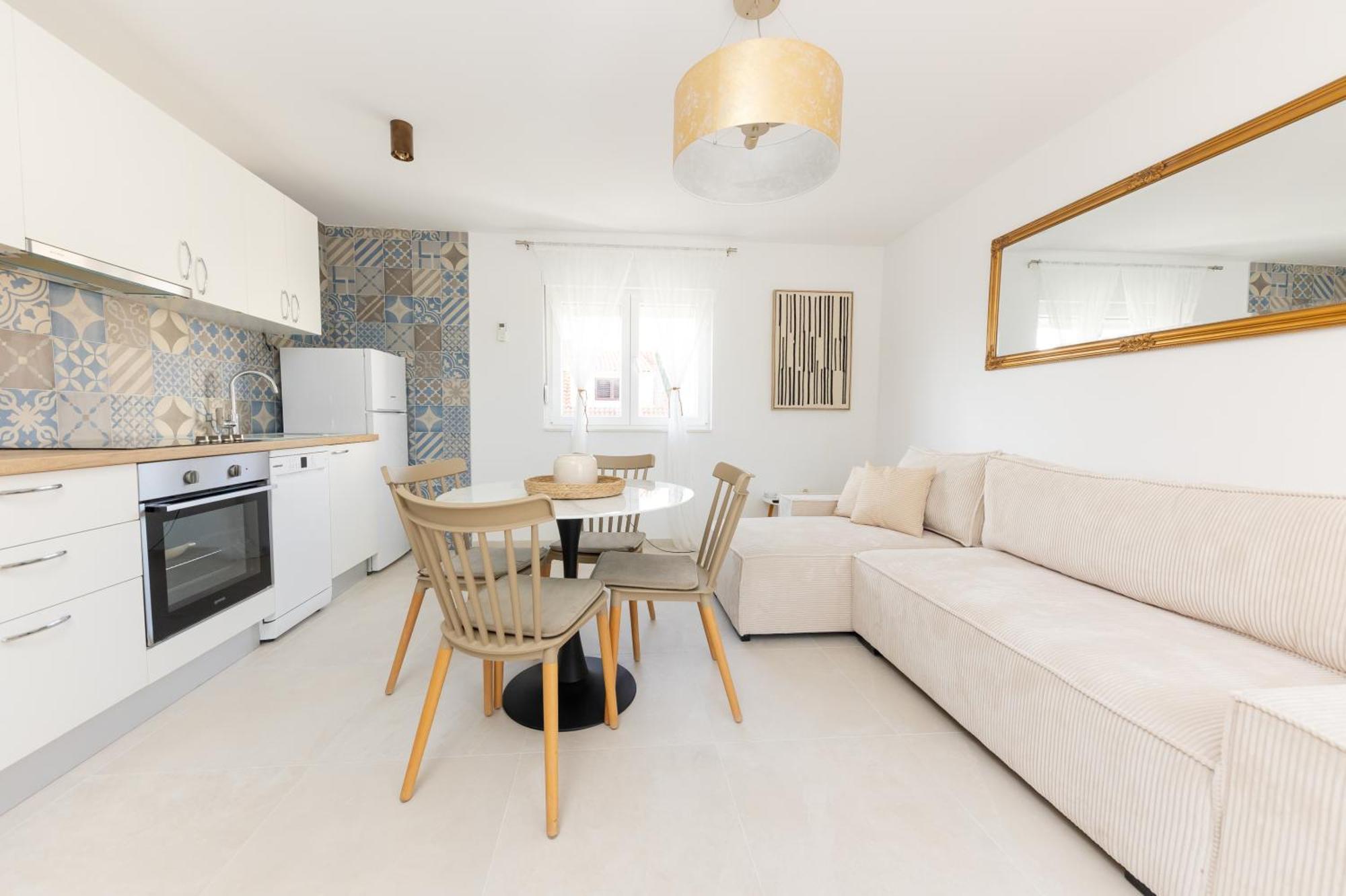 House Niko M With 6 Apartments Split Ngoại thất bức ảnh